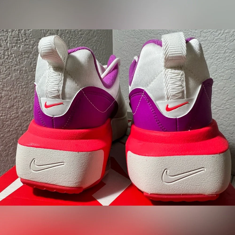 Nike Air Max Verona women’s sneaker shoe white crimson size‎ 12 CZ6156-100
